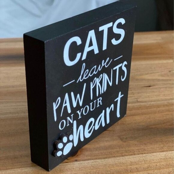 CATS LEAVE PAW PRINTS ON YOUR HEART cat decoration cat lover gift Valentines Day - Picture 2 of 5